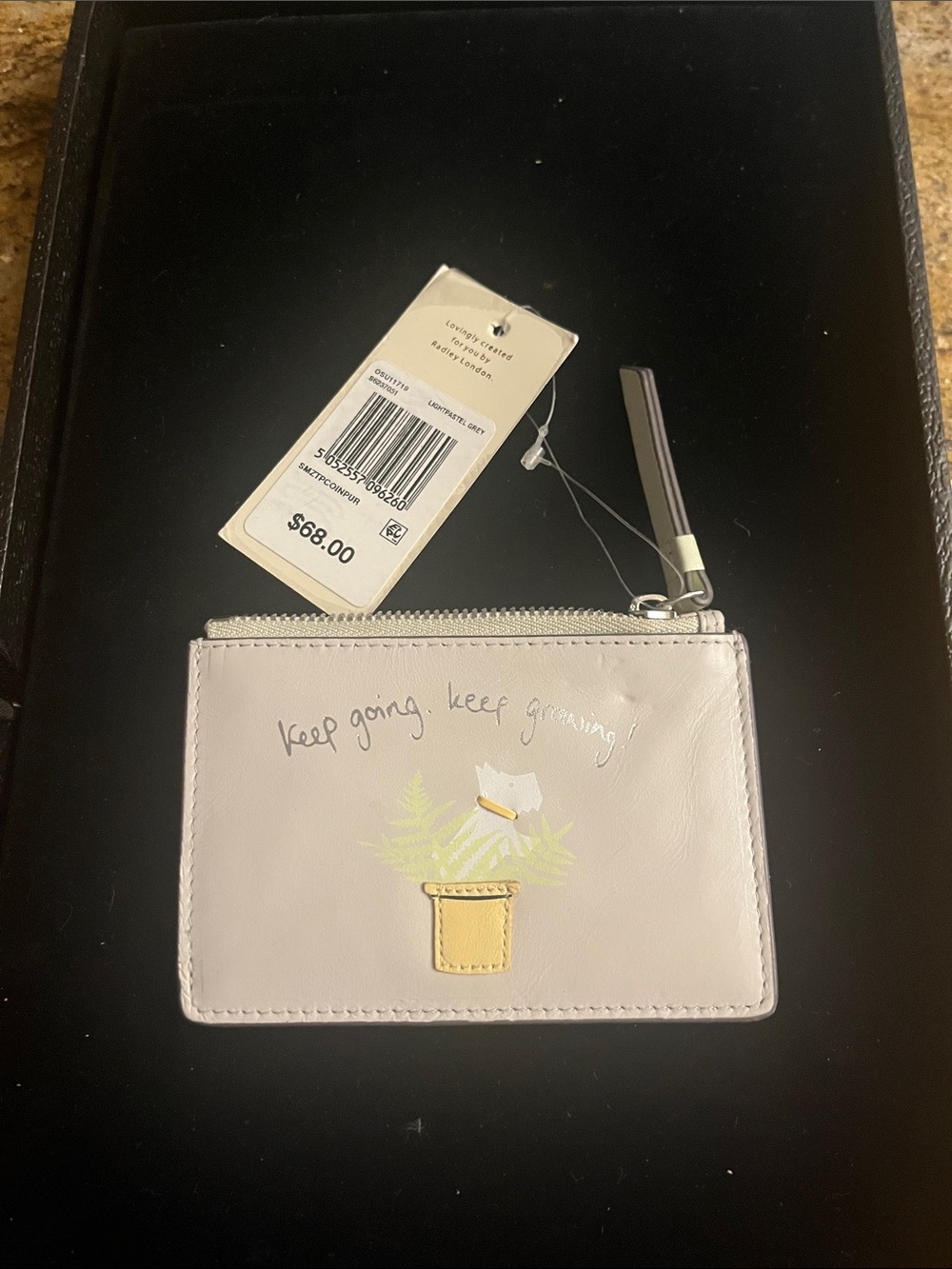 RADLEY LONDON Cream Zip Card Holder with Dog in Gold Pot Accent